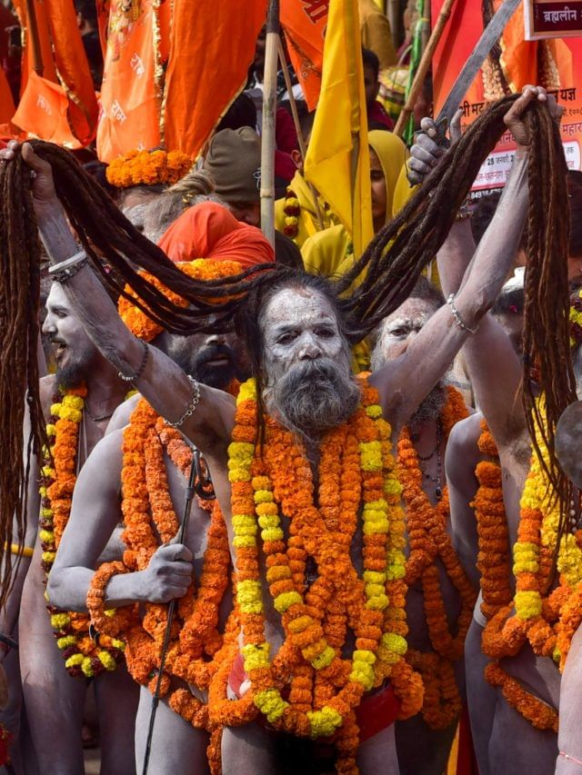 नागा साधुओं के रहस्यमयी जीवन का अनावरण: त्याग, तपस्या और दान का महत्व