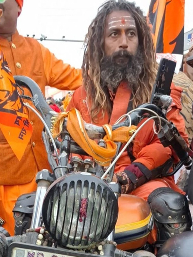 महाकुंभ 2025: इंदौर के 'बवंडर बाबा' की अनोखी यात्रा, सनातन धर्म के सम्मान का संदेश