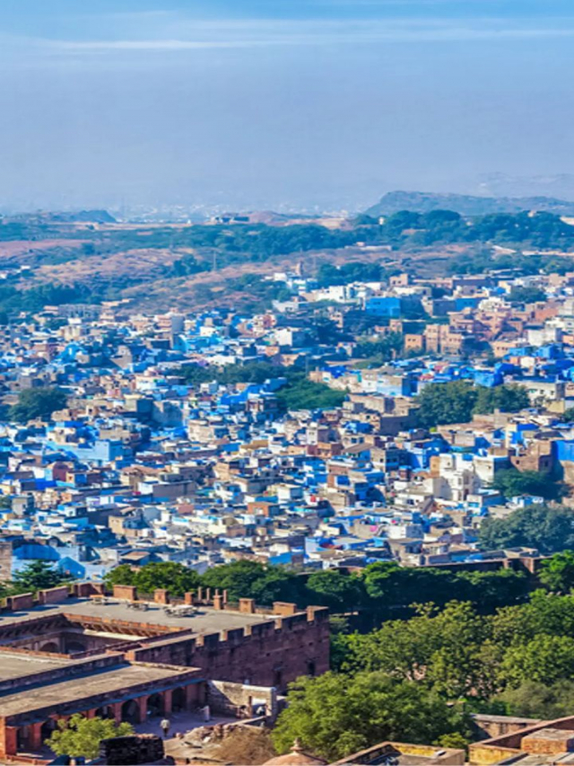 राजस्थान की इस सिटी को कहा जाता है "Blue City",  खूबसूरत नजारों को देखने के लिए दूर-दूर से आते हैं लोग