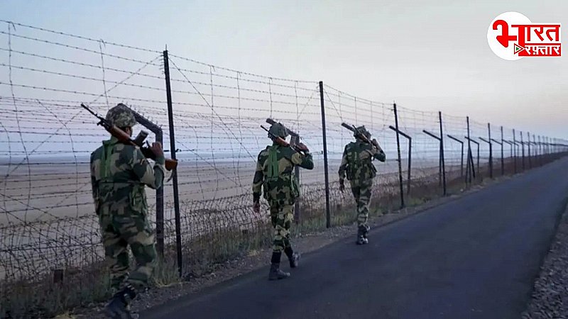 भारत छोड़ो अल्टिमेटम: समय रहते नहीं लौटे अपने देश तो...होगा ऐसा हाल थर्रा उठेगा पाकिस्तान, सरकार ने तय की ये सजा भारत छोड़ो अल्टिमेटम: समय रहते नहीं लौटे अपने देश तो...होगा ऐसा हाल थर्रा उठेगा पाकिस्तान, सरकार ने तय की ये सजा