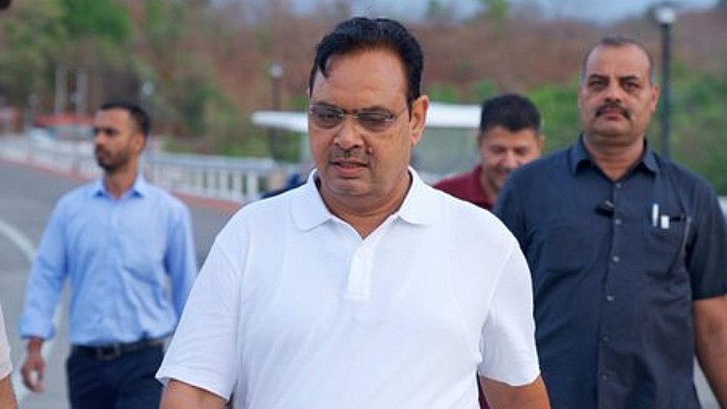 र्मदा तट पर आत्मिक ऊर्जा से सजी सुबह: मुख्यमंत्री भजनलाल शर्मा की गुजरात यात्रा बनी आस्था और संस्कृति का प्रतीक र्मदा तट पर आत्मिक ऊर्जा से सजी सुबह: मुख्यमंत्री भजनलाल शर्मा की गुजरात यात्रा बनी आस्था और संस्कृति का प्रतीक