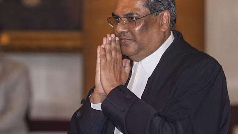 6 महीने CJI रहे संजीव खन्ना को अब जिंदगीभर मिलेंगी ये VVIP सुविधाएं, जानें पूरी लिस्ट 6 महीने CJI रहे संजीव खन्ना को अब जिंदगीभर मिलेंगी ये VVIP सुविधाएं, जानें पूरी लिस्ट