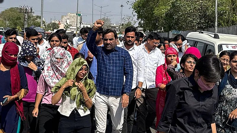 RLP की रैली में छात्रों का जनसैलाब, बेनीवाल बोले-भजनलाल सबसे बड़े जातिवादि हैं, पढ़ें एक क्लिक में RLP की रैली में छात्रों का जनसैलाब, बेनीवाल बोले-भजनलाल सबसे बड़े जातिवादि हैं, पढ़ें एक क्लिक में