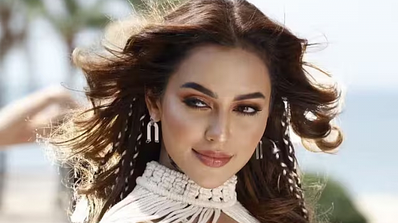 शेख हसीना का रोल निभाने वाली एक्ट्रेस नुसरत फारिया गिरफ्तार! एयरपोर्ट पर मचा हड़कंप शेख हसीना का रोल निभाने वाली एक्ट्रेस नुसरत फारिया गिरफ्तार! एयरपोर्ट पर मचा हड़कंप
