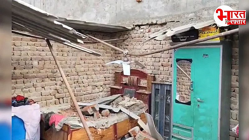 राजस्थान में आया रेत का तूफान, दीवार गिरने से हुई दो लोगो की मौत, प्रशासन से लोगों ने उठाई ये मांग राजस्थान में आया रेत का तूफान, दीवार गिरने से हुई दो लोगो की मौत, प्रशासन से लोगों ने उठाई ये मांग